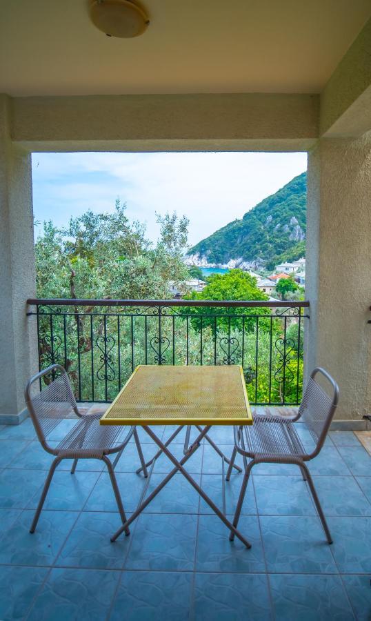 Olive House In Damouchari With A Sea View - Delicious Houses 外观 照片